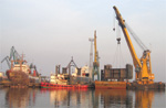 Repairs and building of floating unites